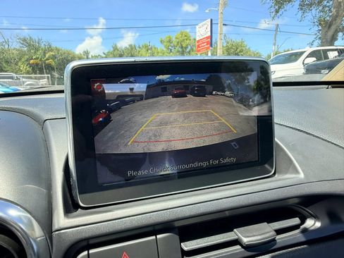 Used 2019 FIAT 124 Spider Abarth w/ Convenience Group RWD image 27