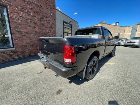 Used 2016 RAM 1500 Express w/ Black Ram 1500 Express Group AWD/4WD image 4