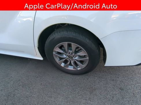 Used 2021 Toyota Sienna LE FWD image 5