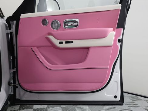 New 2025 Rolls-Royce Cullinan w/ Dynamic Package image 23