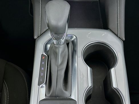Used 2025 Chevrolet Blazer LT FWD image 24