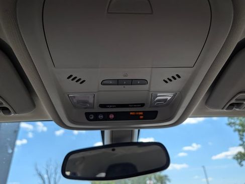 Used 2018 Buick Regal Preferred w/ Sights and Sounds Package AWD/4WD image 24