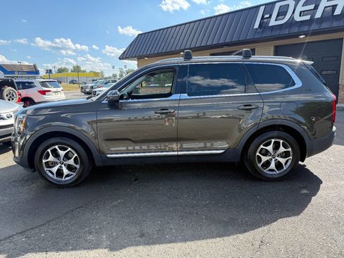 Used 2020 Kia Telluride EX AWD/4WD image 8