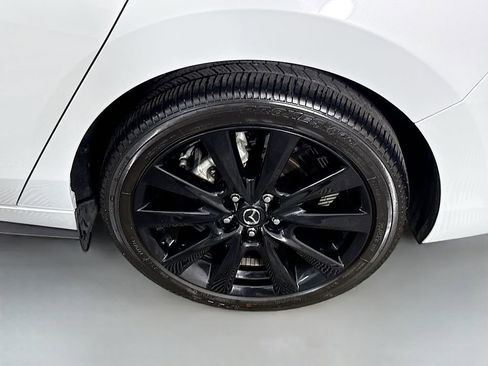 Used 2024 MAZDA MAZDA3 s FWD image 32