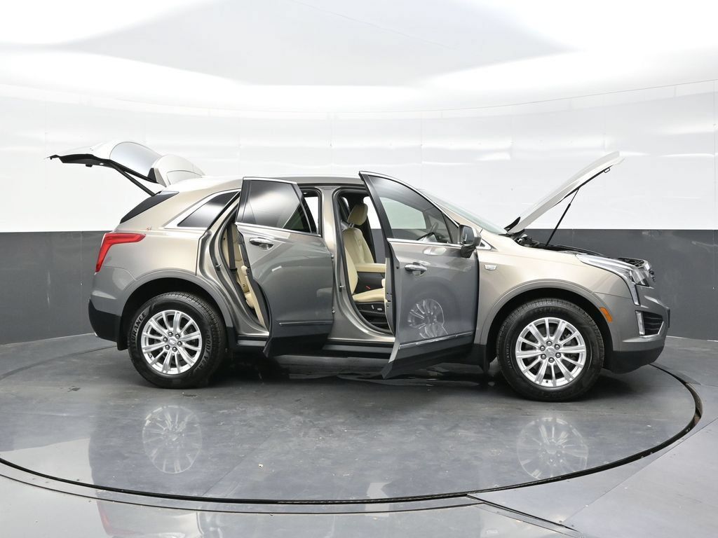 Used 2019 Cadillac XT5 AWD image 56