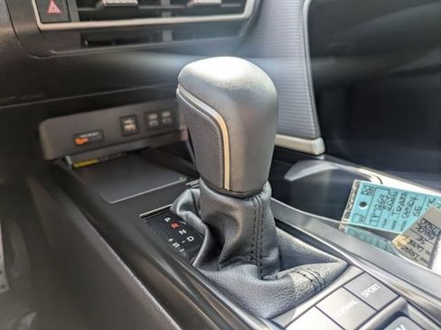 Used 2026 Toyota Camry SE w/ Convenience Package FWD image 33