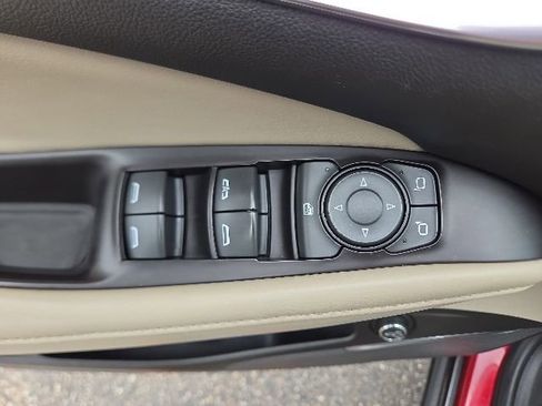 Used 2020 Buick Enclave Essence FWD image 54