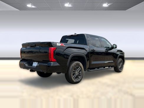Used 2024 Toyota Tundra SR5 w/ SR5 Convenience Package AWD/4WD image 9