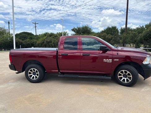 Used 2019 RAM 1500 Tradesman RWD image 2