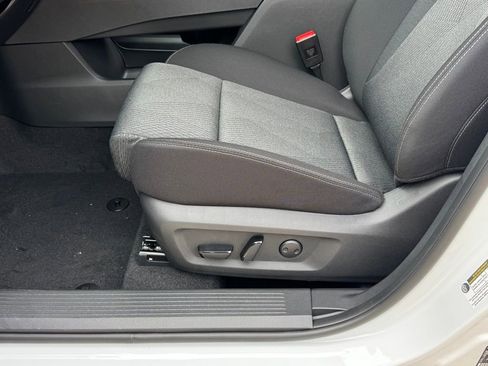 New 2026 Nissan Rogue SV image 17