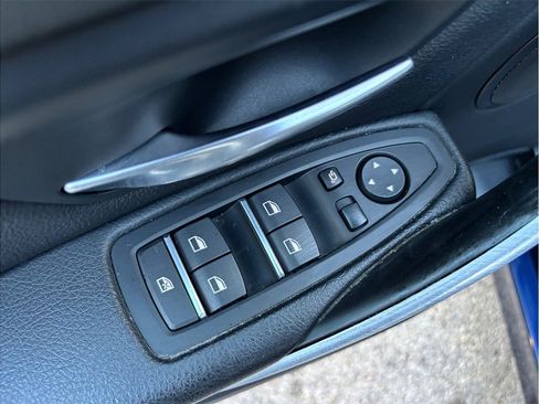 Used 2017 BMW 320i xDrive Sedan image 20