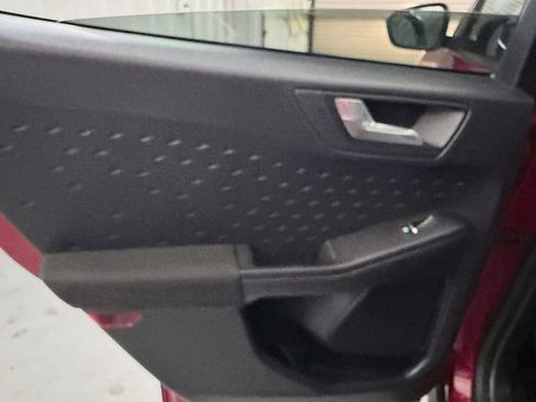 Used 2020 Ford Escape SE FWD image 34