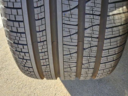 Certified 2025 Volvo XC90 B6 Plus w/ Protection Package Premier image 16