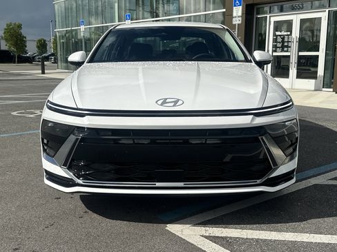 New 2026 Hyundai Sonata SEL image 3