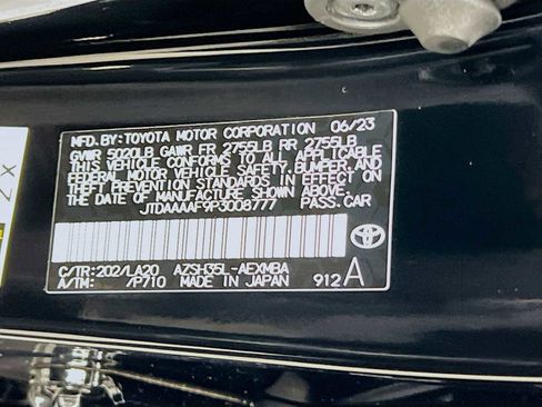 Used 2023 Toyota Crown Limited image 33