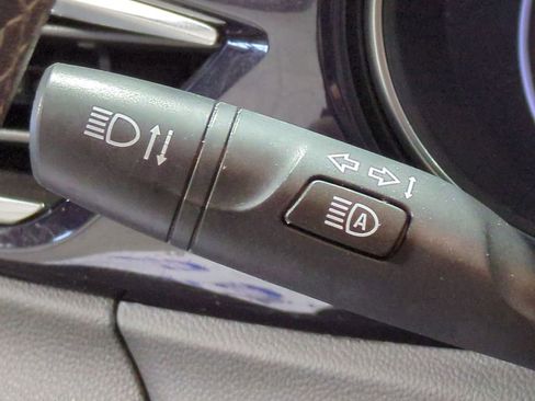 Used 2023 Buick Encore GX Preferred FWD image 31