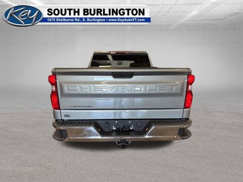 Used 2023 Chevrolet Silverado 1500 LT AWD/4WD image 5