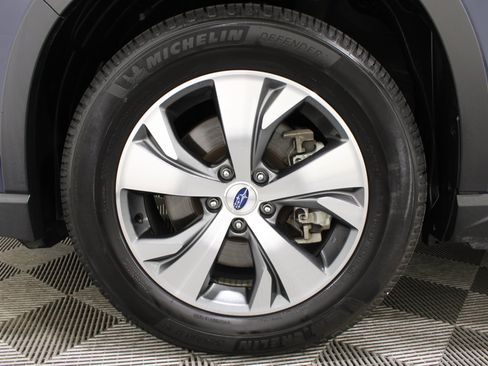 Used 2024 Subaru Ascent Premium AWD/4WD image 32