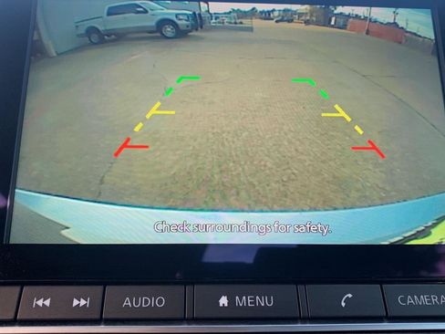 Used 2023 Nissan Sentra SV image 5