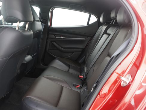 Used 2024 MAZDA MAZDA3 Hatchback w/Premium Plus Pkg image 15