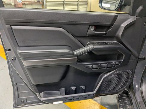 Used 2025 Toyota 4Runner SR5 image 11