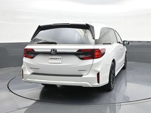 Used 2025 Honda Odyssey Sport-L image 11