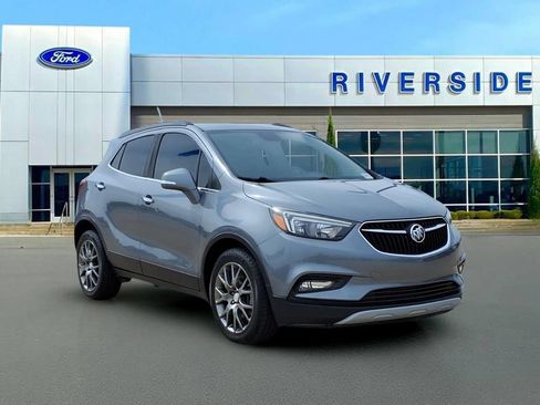 Used 2019 Buick Encore Sport Touring FWD image 1