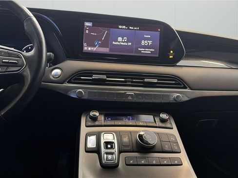 Used 2021 Hyundai Palisade Limited FWD image 17