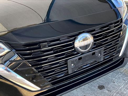 Used 2024 Nissan Sentra S image 28