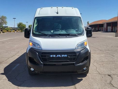 Used 2025 RAM ProMaster 3500 w/ Convenience Group FWD image 3
