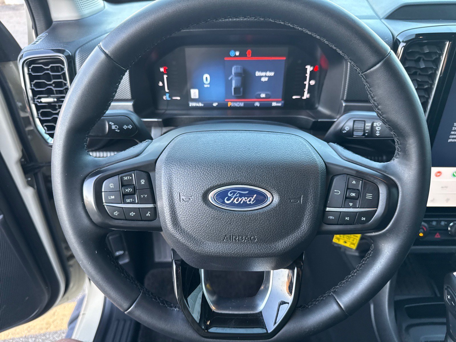 Used 2025 Ford Ranger XLT w/ Equipment Group 301A High AWD/4WD image 11