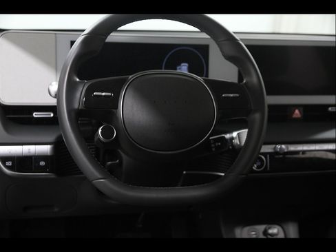 Certified 2024 Hyundai Ioniq 5 SE AWD/4WD image 7