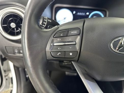 Used 2022 Hyundai Kona Limited image 15