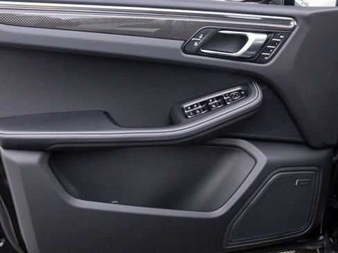New 2026 Porsche Macan Turbo image 14