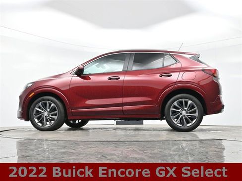 Used 2022 Buick Encore GX Select w/ Sport Touring Package image 29