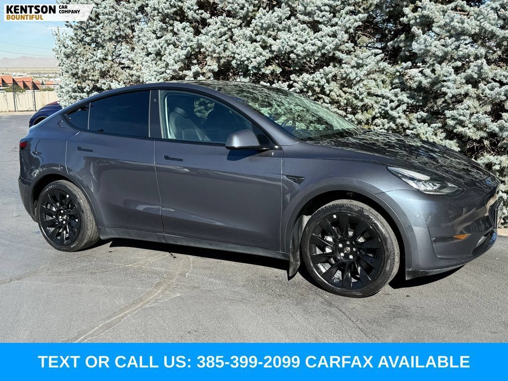 Used 2022 Tesla Model Y Long Range AWD/4WD image 11