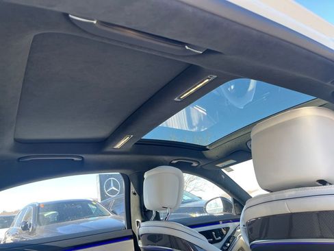 Certified 2023 Mercedes-Benz S 580 4MATIC Sedan w/ AMG Line image 18