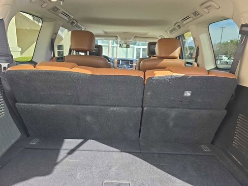 Used 2019 INFINITI QX80 Luxe w/ Proactive Package image 10