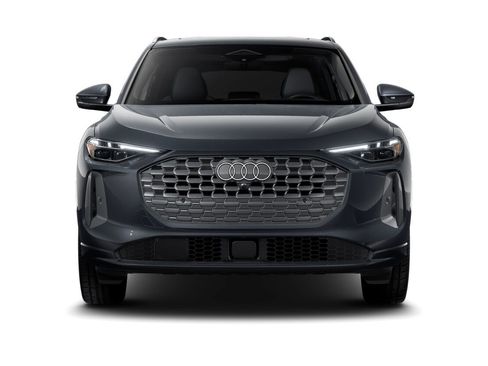 Certified 2025 Audi Q5 Premium Plus w/ Premium Plus AWD/4WD image 4