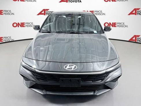 Used 2026 Hyundai Elantra Sport FWD image 2