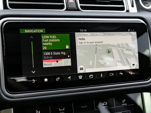 Used 2019 Land Rover Range Rover Supercharged image 32