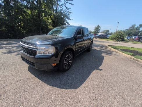 Used 2022 Ford Maverick Lariat w/ Equipment Group 500A Standard AWD/4WD image 4