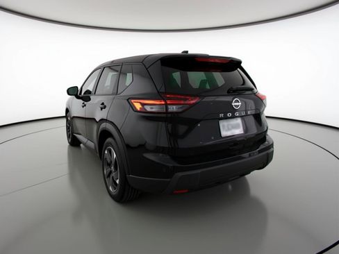 Used 2025 Nissan Rogue SV FWD image 6