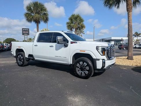 Used 2026 GMC Sierra 2500 Denali w/ Denali Reserve Package AWD/4WD image 2