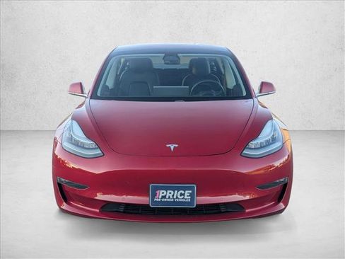 Used 2018 Tesla Model 3 Long Range image 2