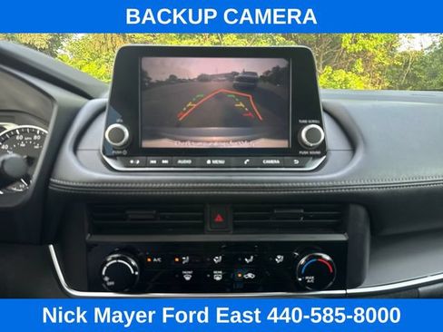 Used 2024 Nissan Rogue S FWD image 26