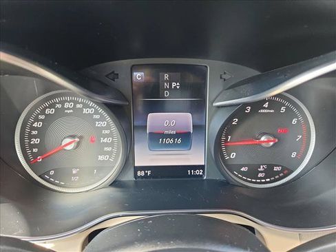 Used 2017 Mercedes-Benz GLC 300 4MATIC image 8