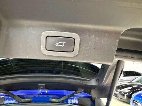 Used 2018 Jaguar F-PACE R-Sport AWD/4WD image 35