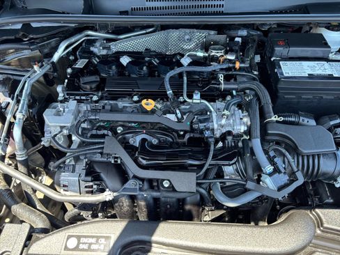 Used 2025 Toyota Corolla LE FWD image 32