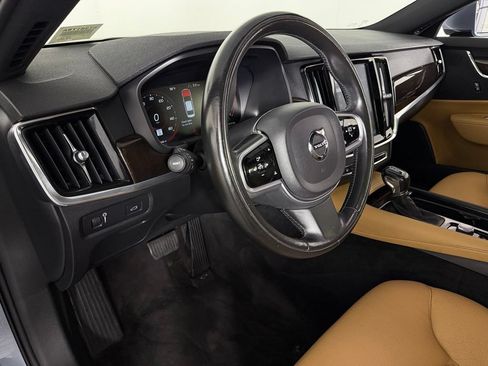 Used 2018 Volvo S90 T5 Momentum w/ Convenience Package AWD/4WD image 21